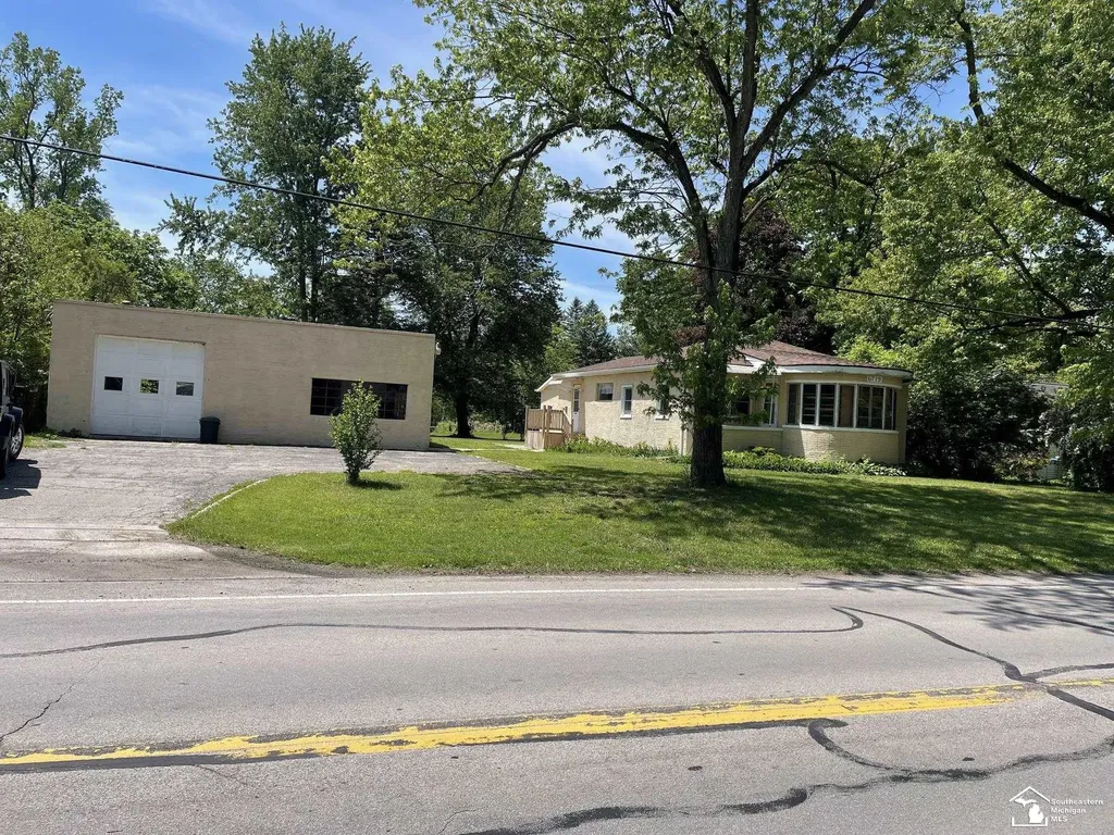 6719 Summerfield Road Bedford Township MI 48182