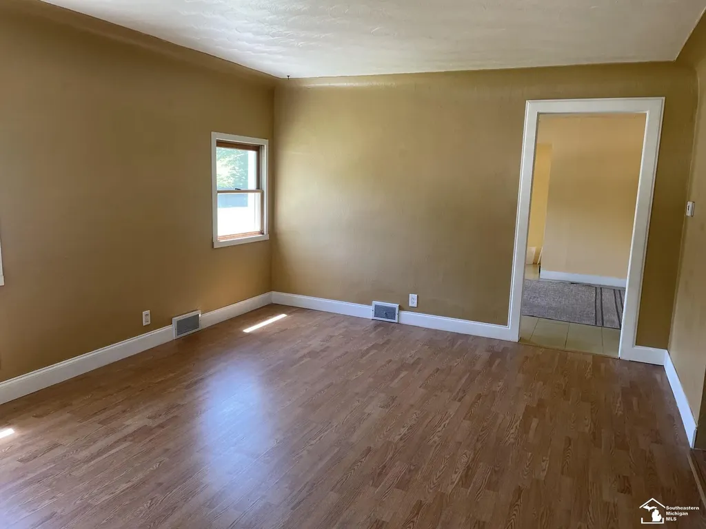 6719 Summerfield Road Bedford Township MI 48182