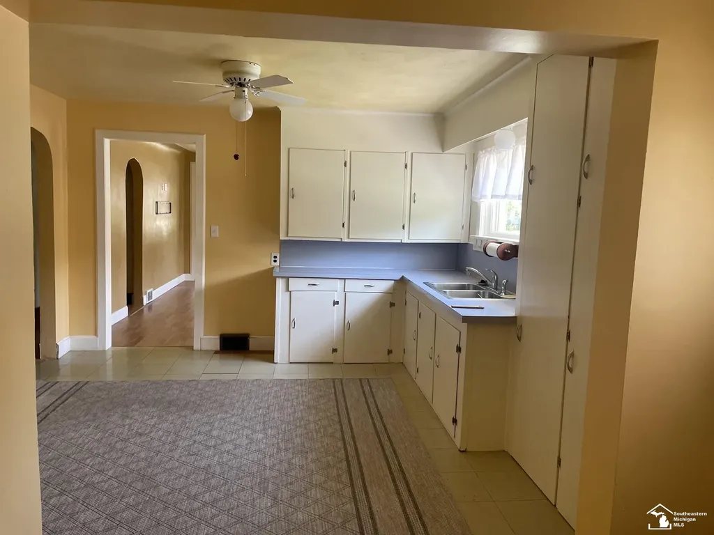 6719 Summerfield Road Bedford Township MI 48182