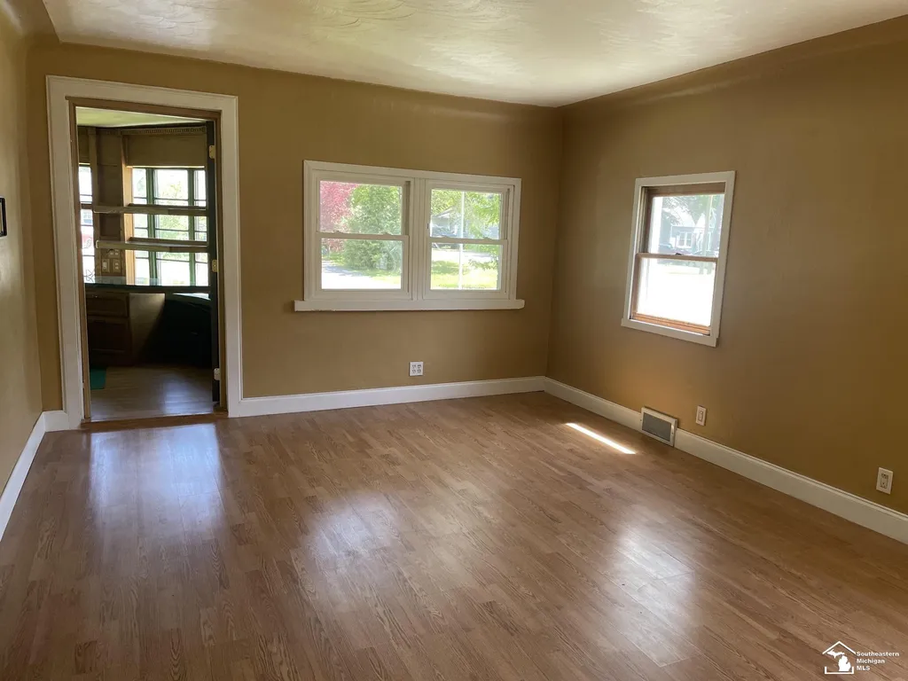 6719 Summerfield Road Bedford Township MI 48182