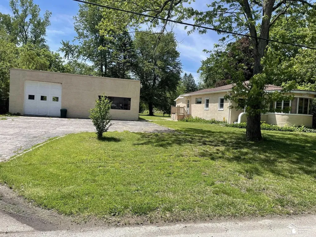 6719 Summerfield Road Bedford Township MI 48182