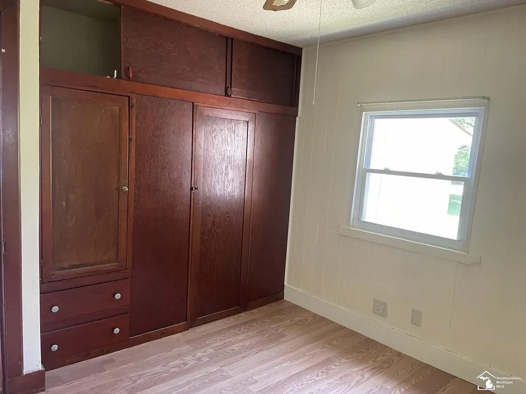 6719 Summerfield Road Bedford Township MI 48182