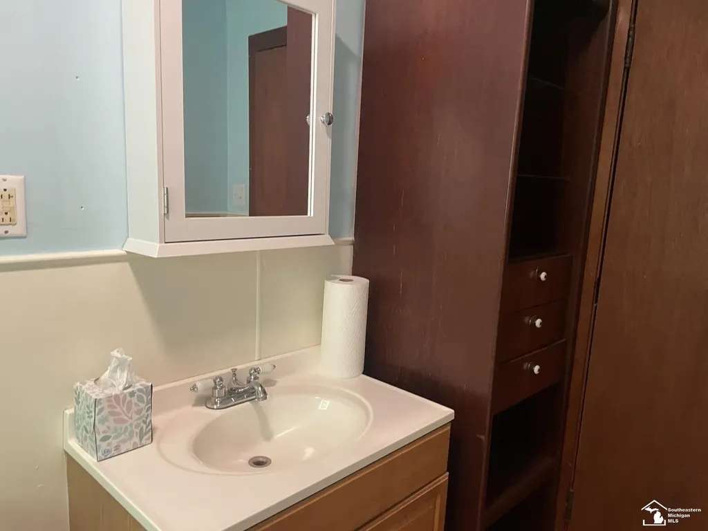 6719 Summerfield Road Bedford Township MI 48182
