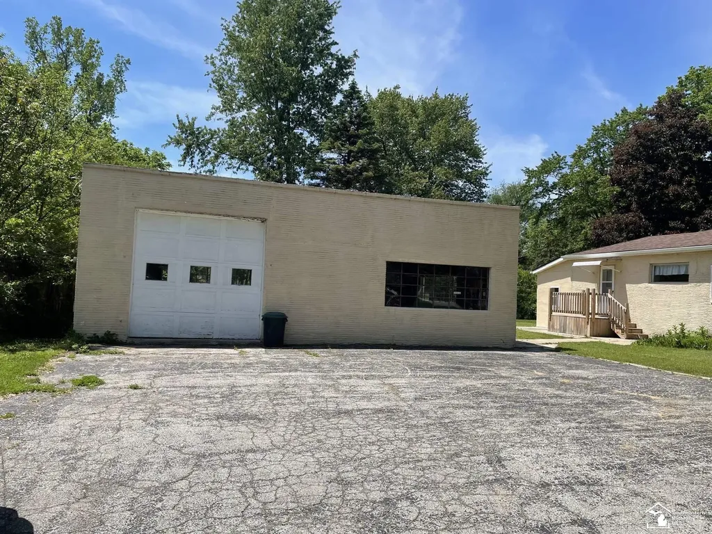 6719 Summerfield Road Bedford Township MI 48182