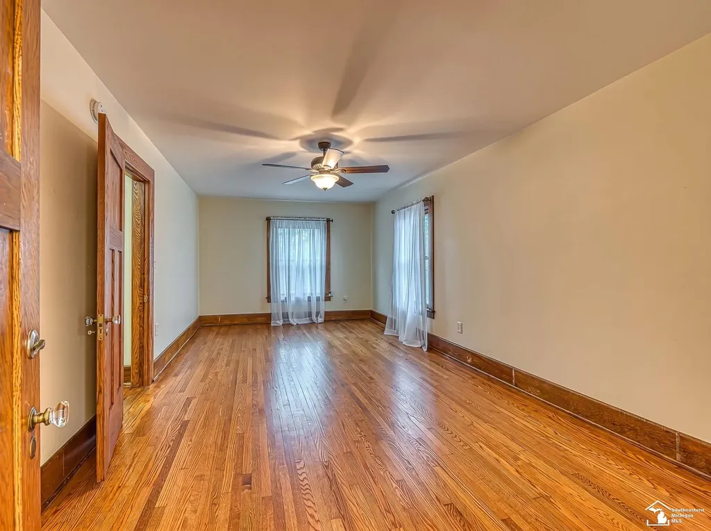 428 E 3rd Street Monroe City MI 48161
