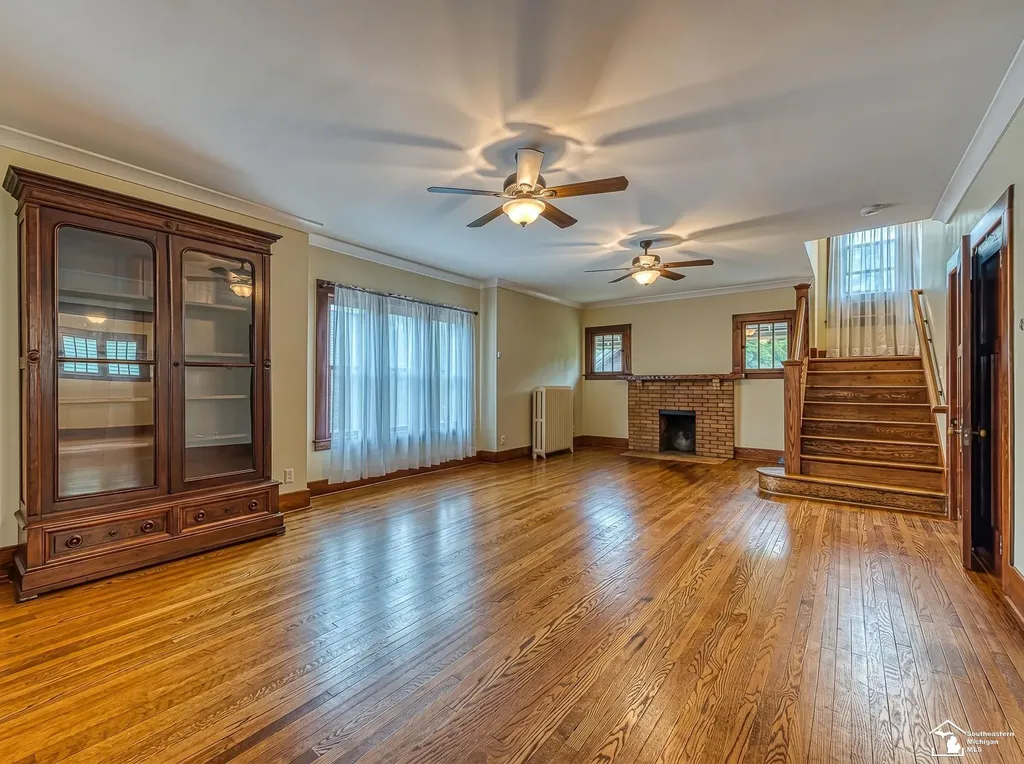 428 E 3rd Street Monroe City MI 48161