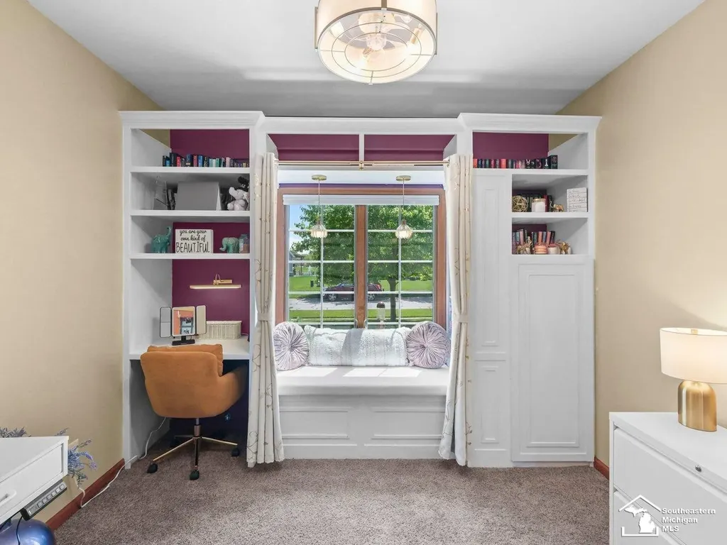 1176 Twin Lakes Drive Bedford Township MI 48182