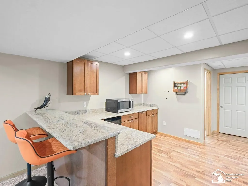 1176 Twin Lakes Drive Bedford Township MI 48182