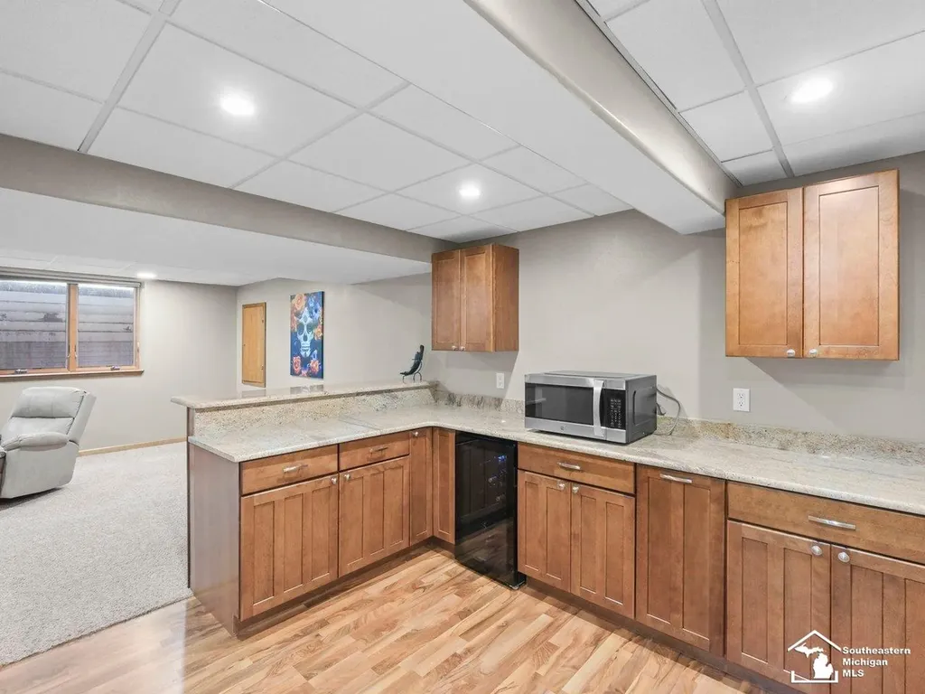 1176 Twin Lakes Drive Bedford Township MI 48182