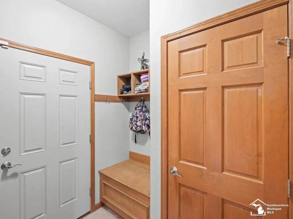 1176 Twin Lakes Drive Bedford Township MI 48182