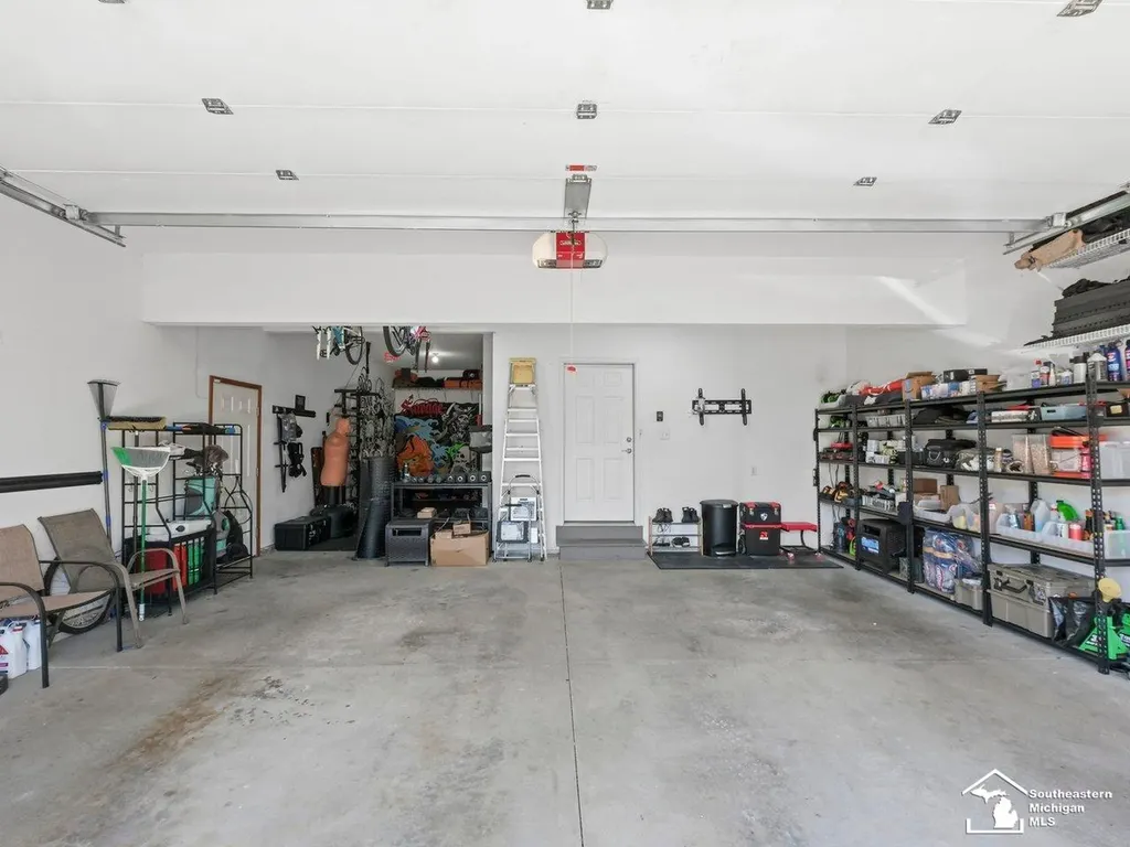 1176 Twin Lakes Drive Bedford Township MI 48182