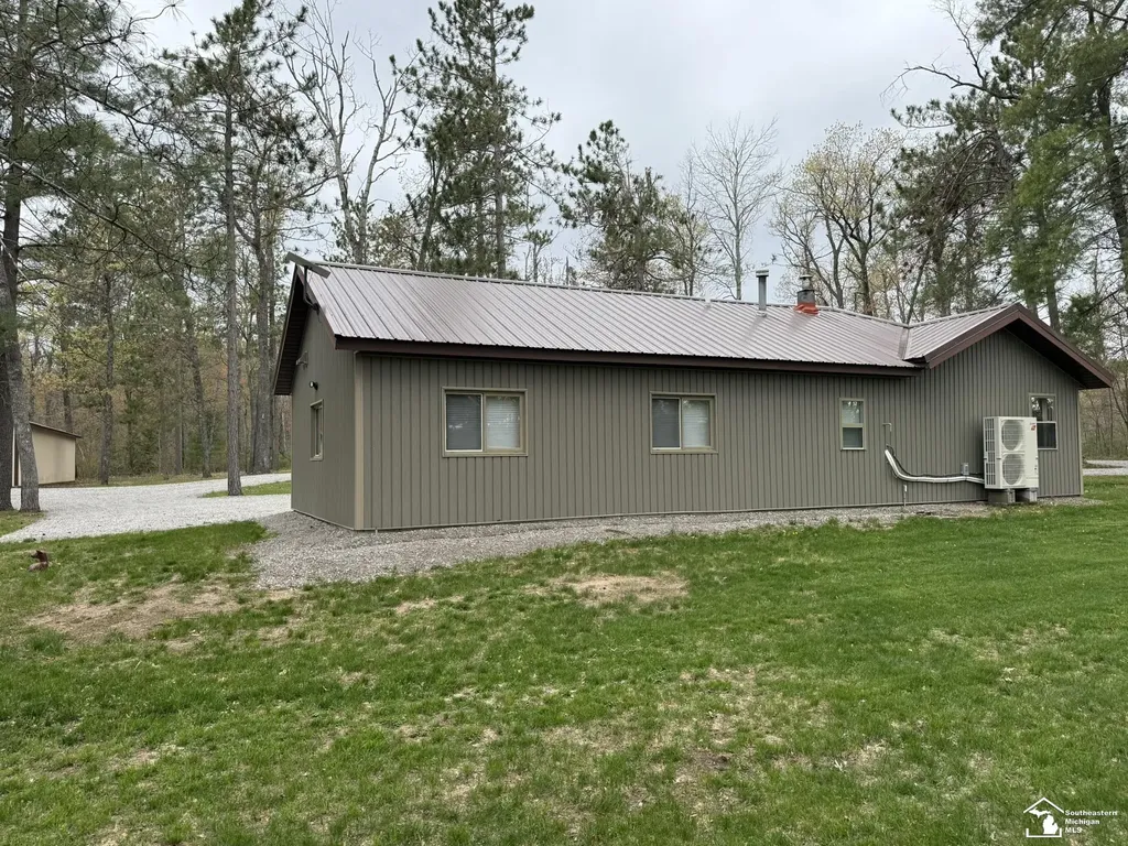 1391 W Hill Road Elmer Township MI 49756