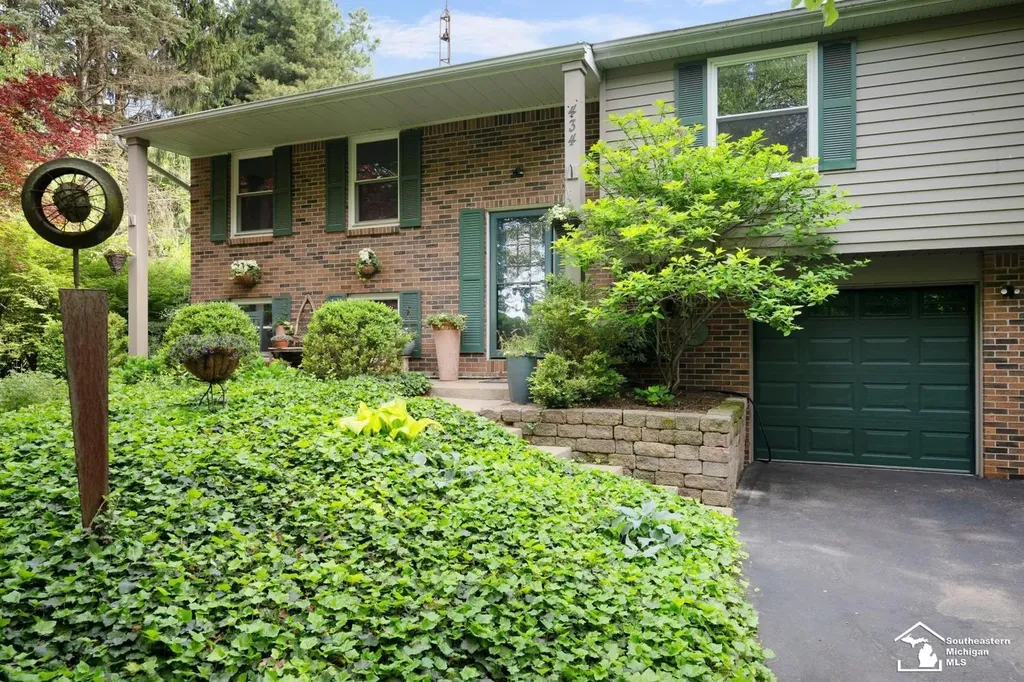 434 W Erie Road Bedford Township MI 48182