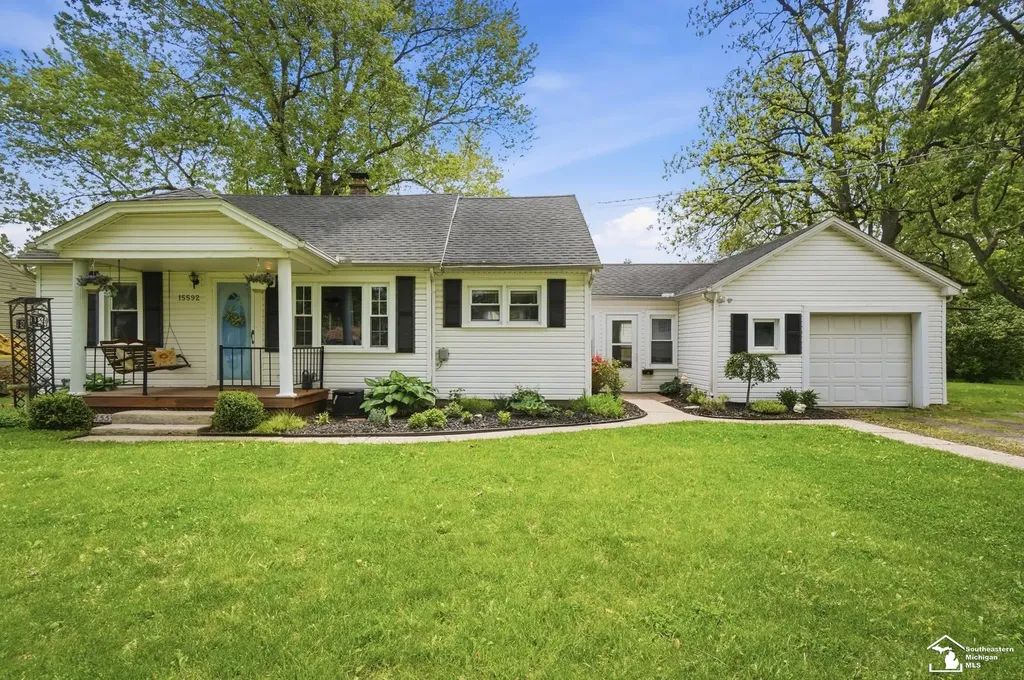 15592 Cedar Street Monroe City MI 48161