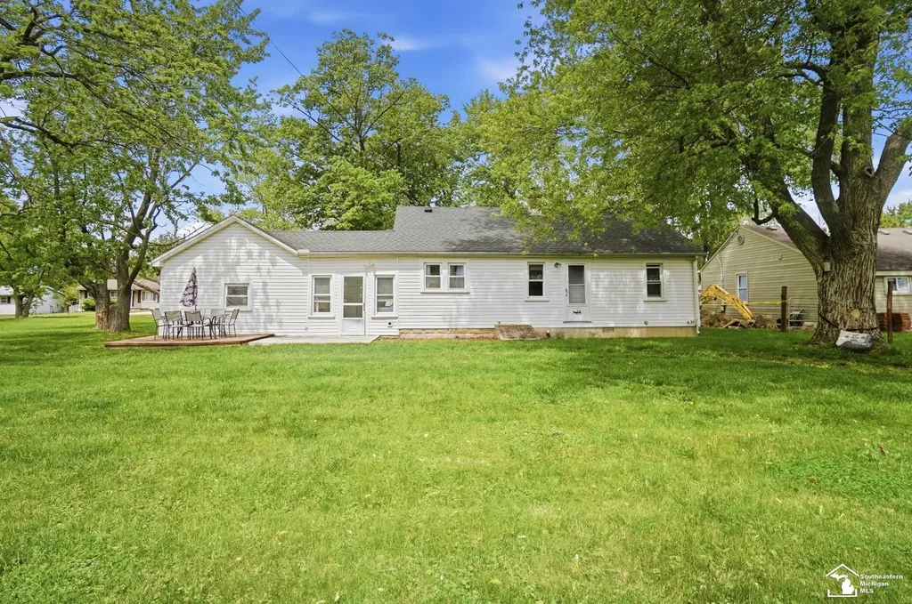 15592 Cedar Street Monroe City MI 48161