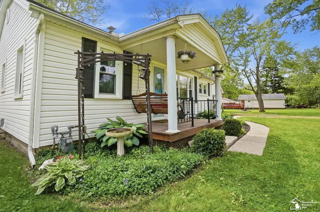 15592 Cedar Street Monroe City MI 48161