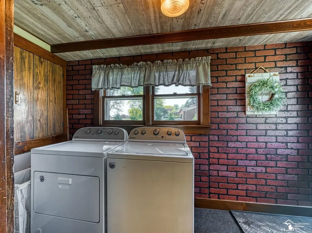 3551 N Otter Creek Road La Salle Township MI 48161