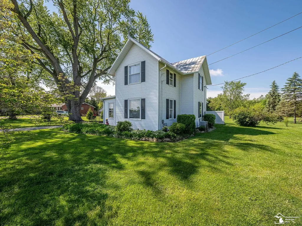 3551 N Otter Creek Road La Salle Township MI 48161