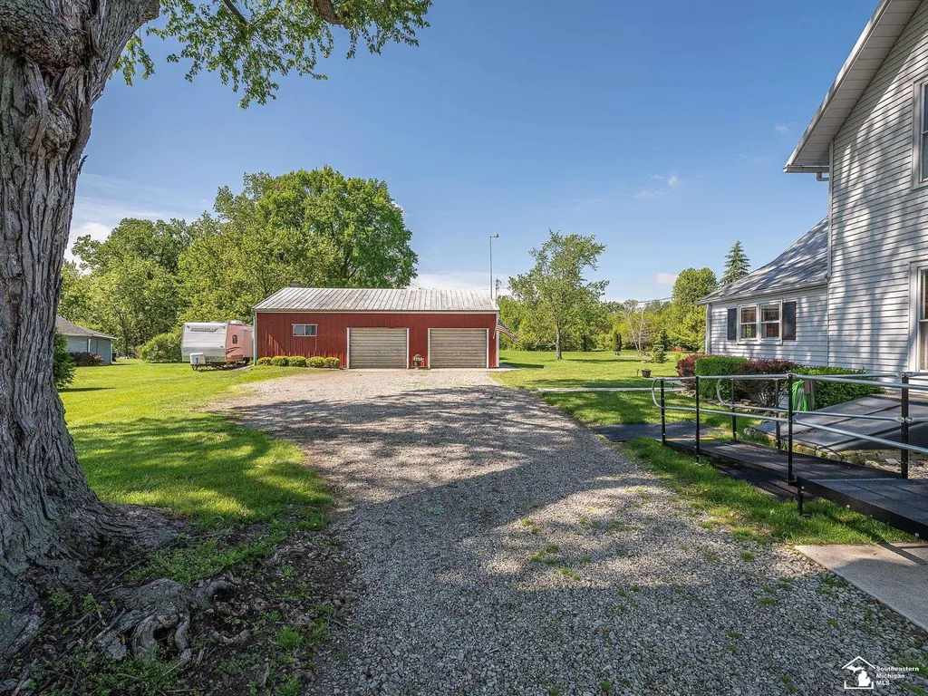 3551 N Otter Creek Road La Salle Township MI 48161