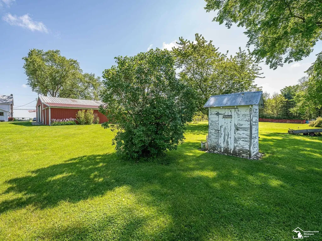 3551 N Otter Creek Road La Salle Township MI 48161