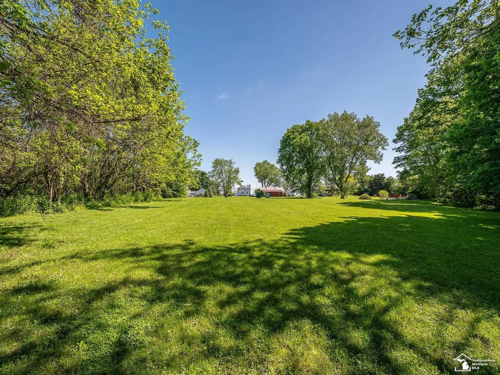 3551 N Otter Creek Road La Salle Township MI 48161