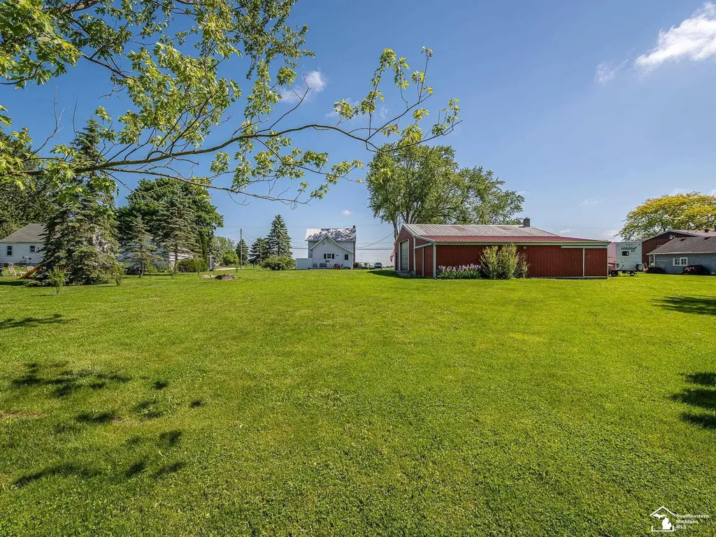 3551 N Otter Creek Road La Salle Township MI 48161