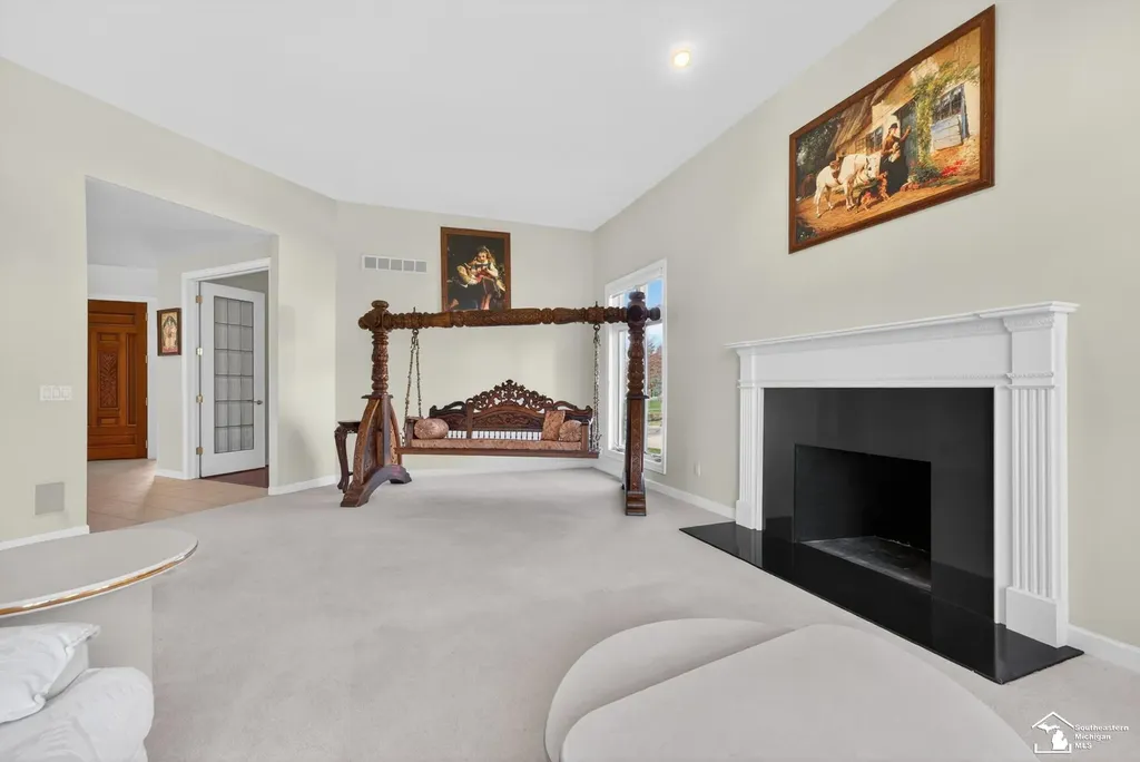 4592 Forestview Drive West Bloomfield Charter Township MI 48322