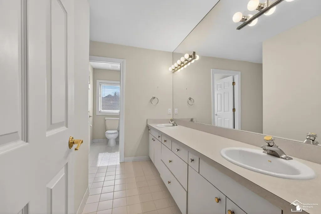 4592 Forestview Drive West Bloomfield Charter Township MI 48322