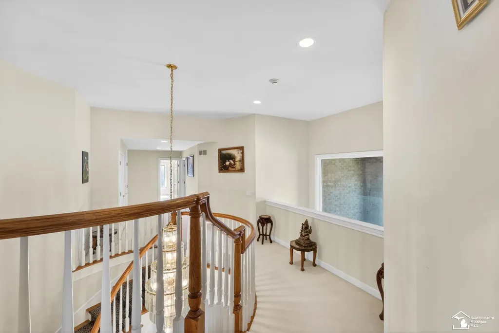 4592 Forestview Drive West Bloomfield Charter Township MI 48322
