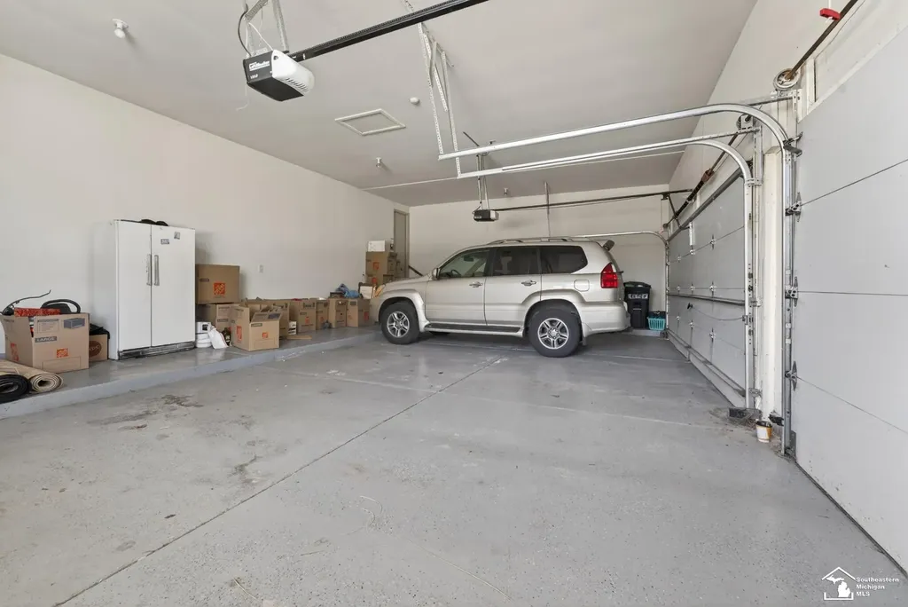 4592 Forestview Drive West Bloomfield Charter Township MI 48322