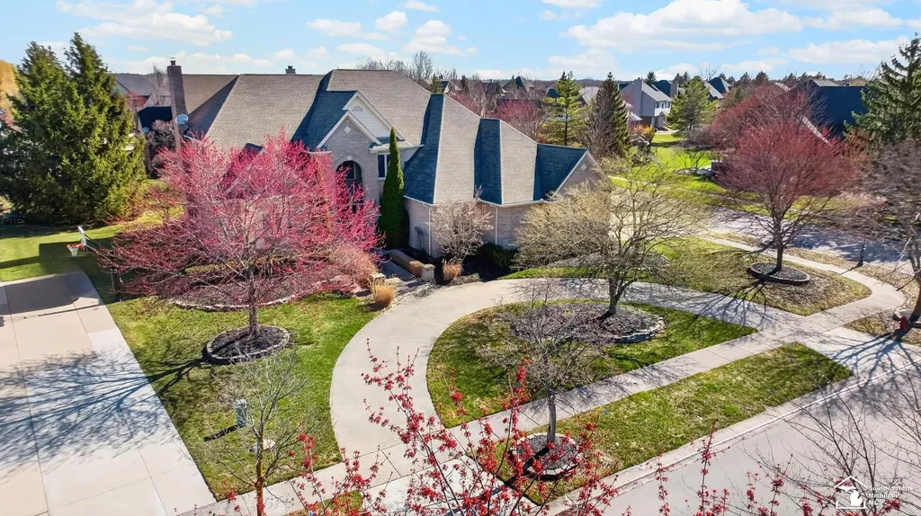 4592 Forestview Drive West Bloomfield Charter Township MI 48322