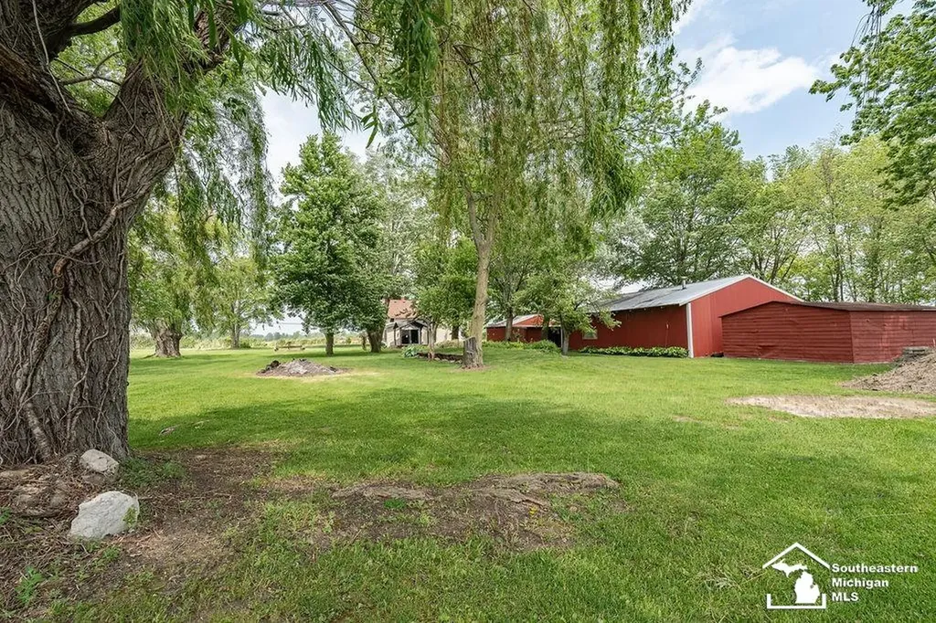 1584 E Newburg Road Ash Township MI 48117