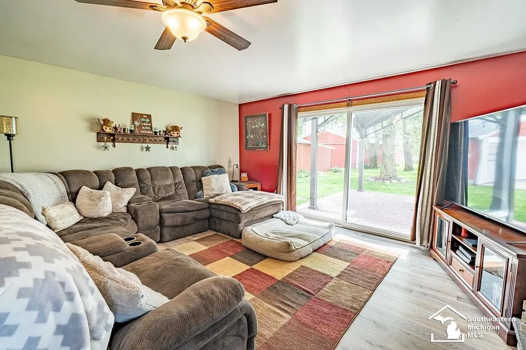 1584 E Newburg Road Ash Township MI 48117