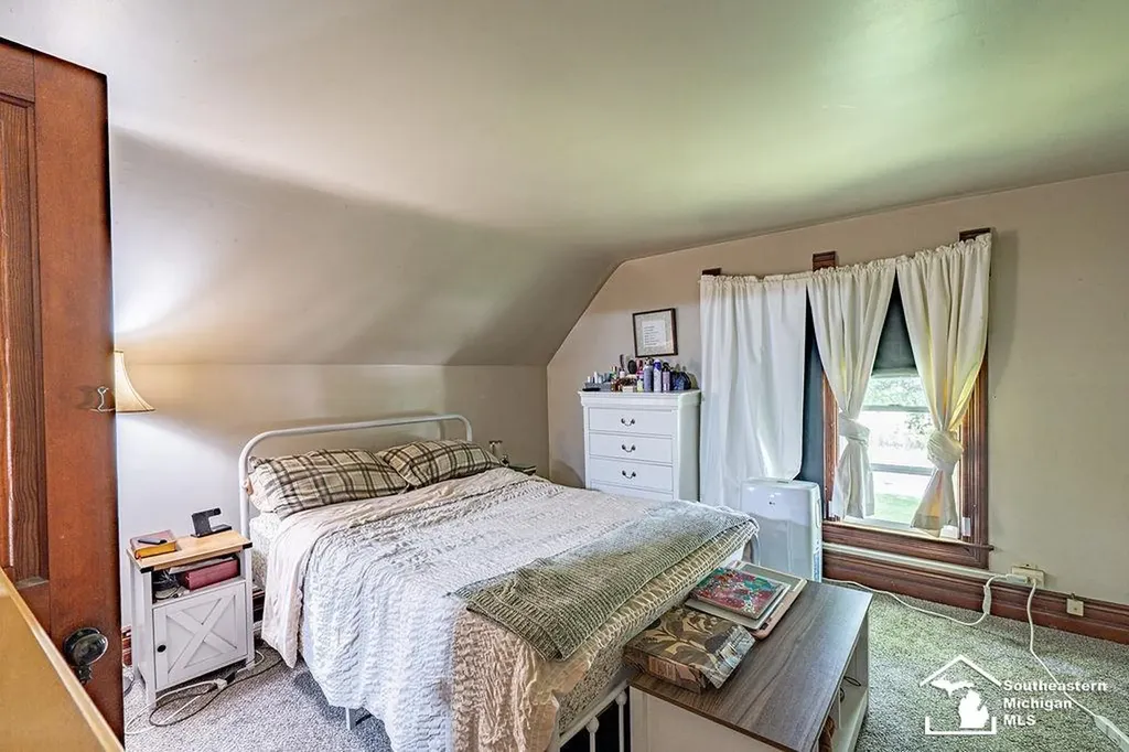 1584 E Newburg Road Ash Township MI 48117