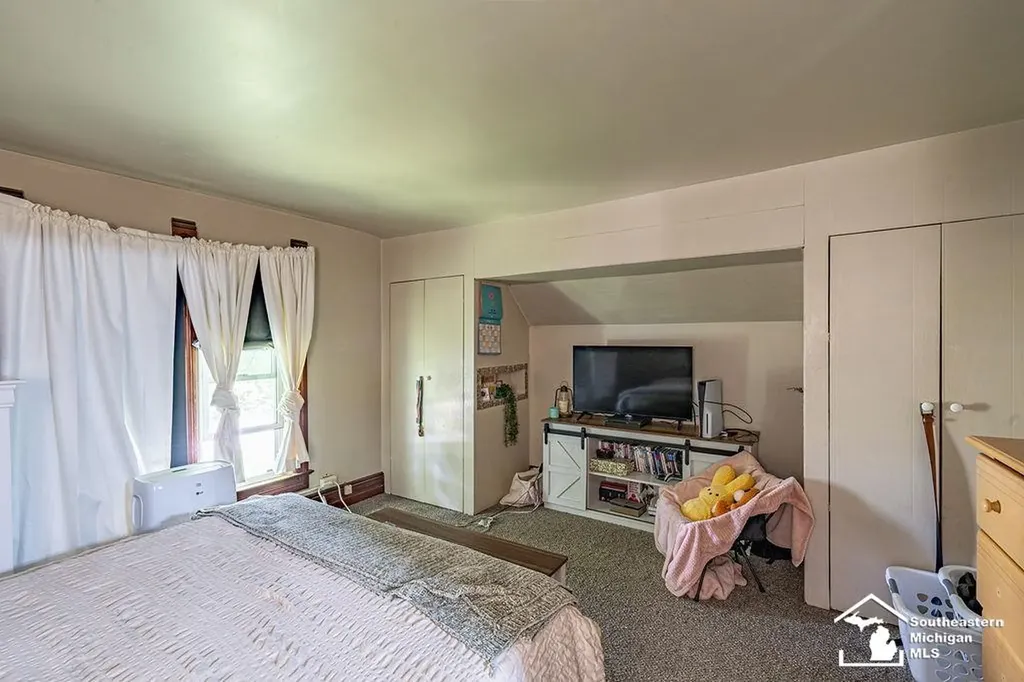1584 E Newburg Road Ash Township MI 48117