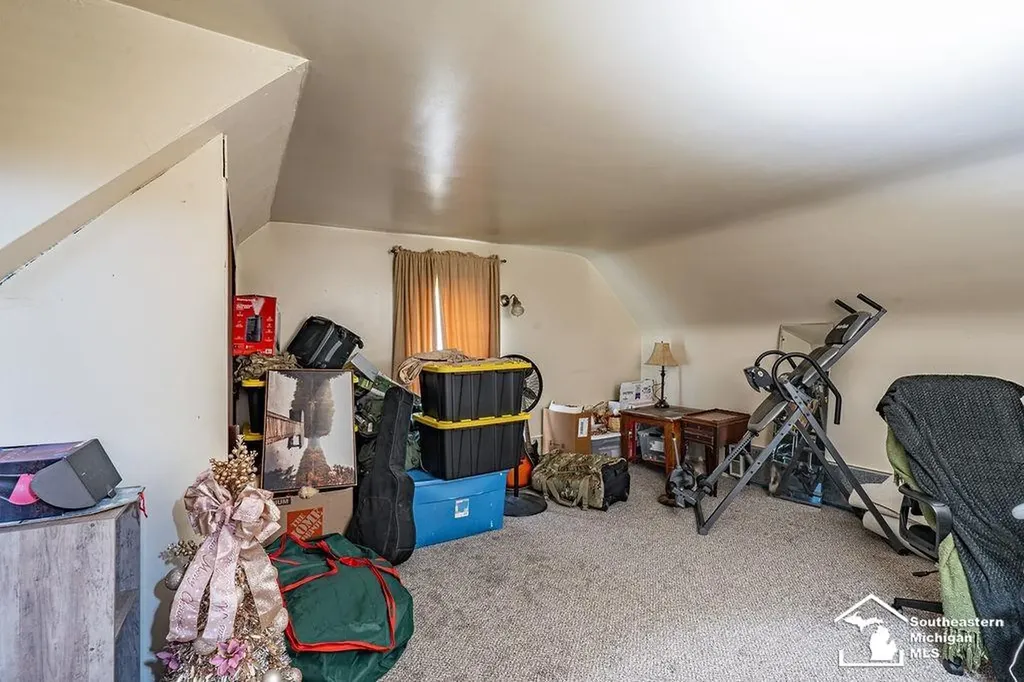 1584 E Newburg Road Ash Township MI 48117