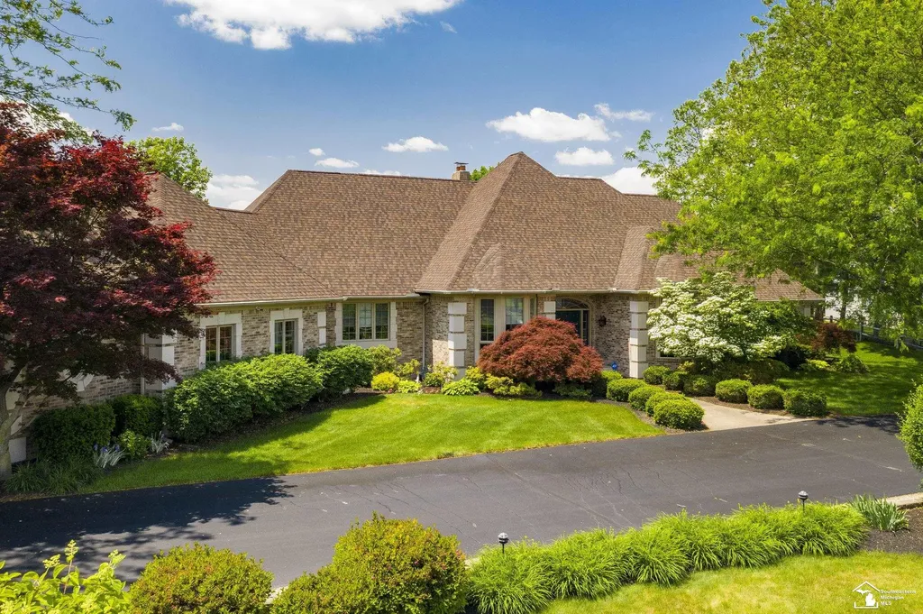 1573 W Erie Road Bedford Township MI 48182