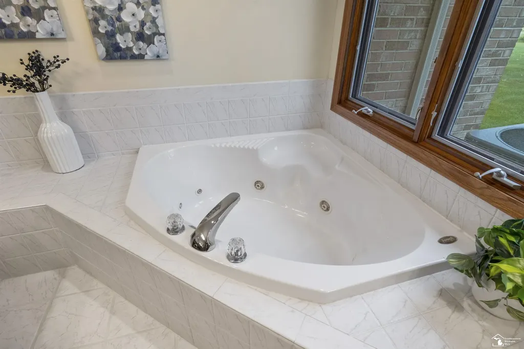1573 W Erie Road Bedford Township MI 48182