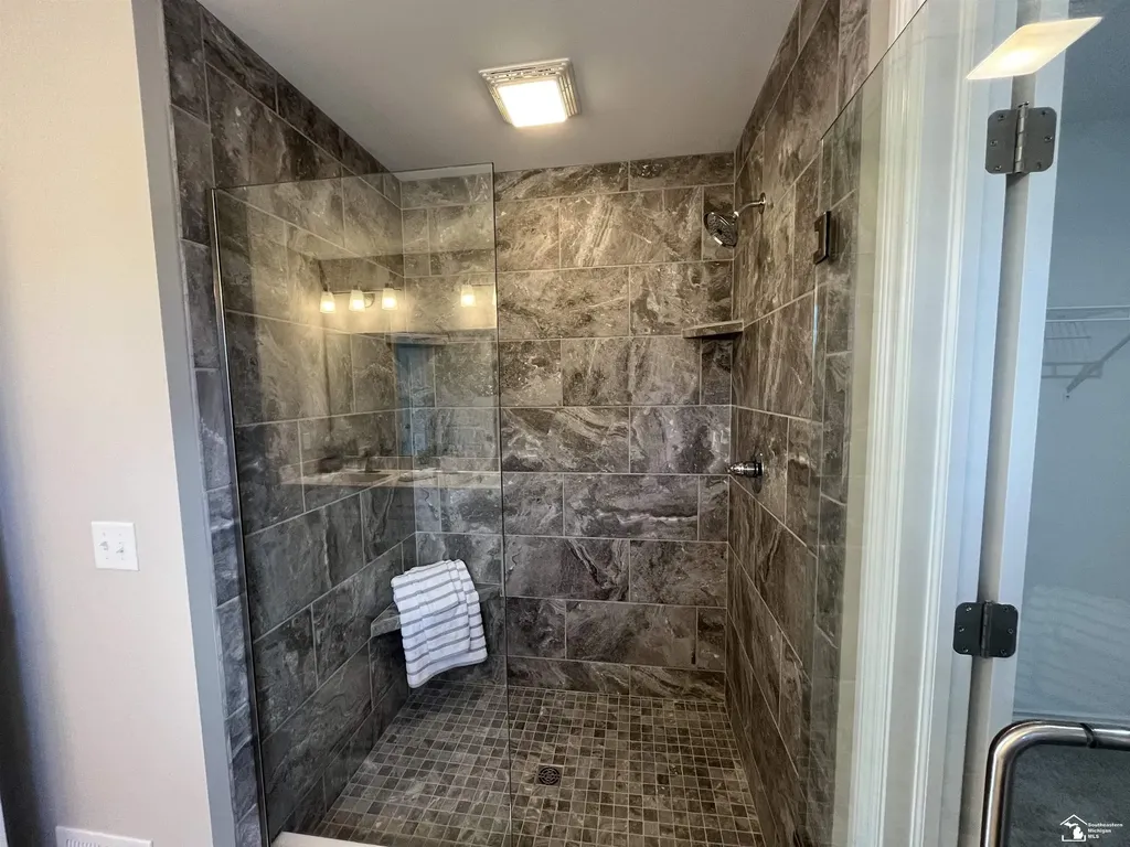 8289 Grande Lake Circle Bedford Township MI 48182