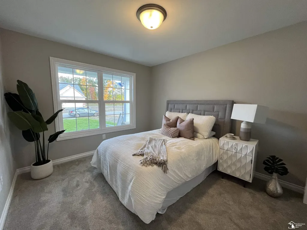 8289 Grande Lake Circle Bedford Township MI 48182