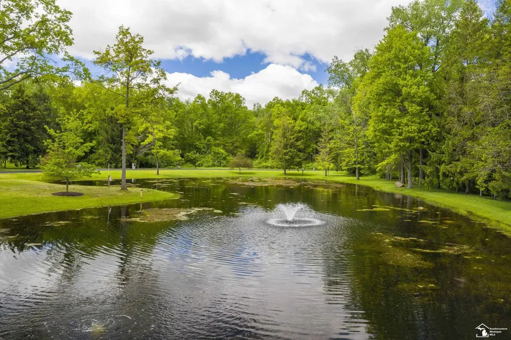 9107 Pine Forest Circle Bedford Township MI 48144