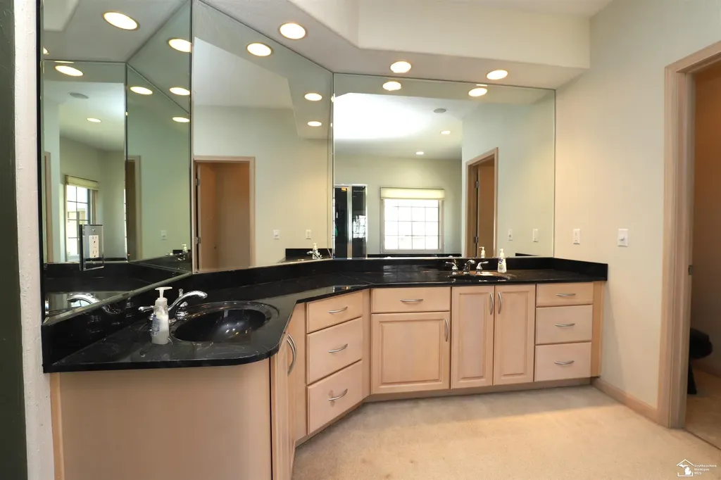 7241 Hidden Valley Drive Bedford Township MI 48144