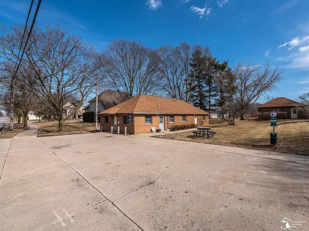 601 Riley Street Dundee Village MI 48131