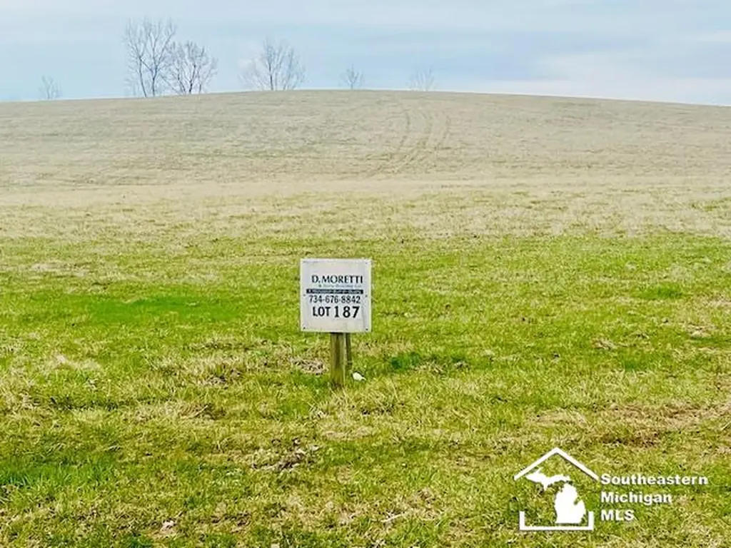 8490 Cobblestone Drive Berlin Charter Township MI 48166