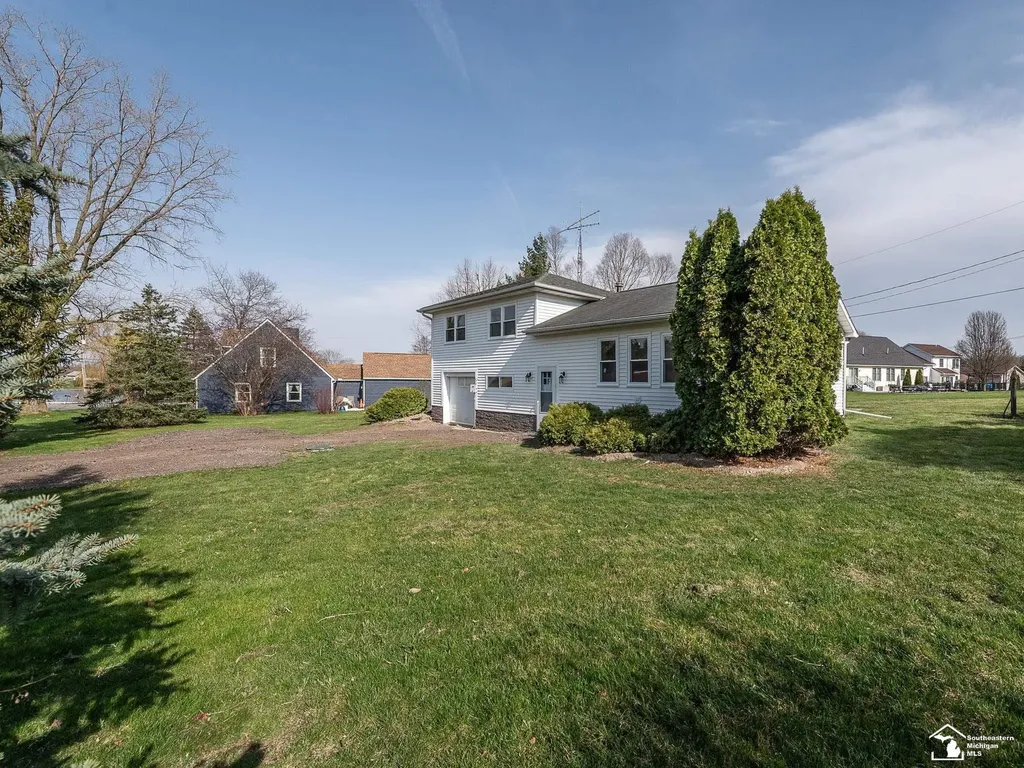 7329 Norfolk Drive Cambridge Township MI 49265