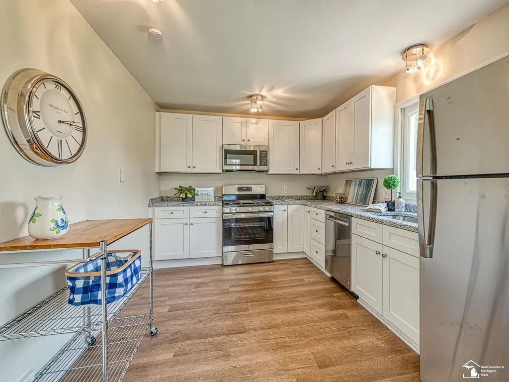 7329 Norfolk Drive Cambridge Township MI 49265