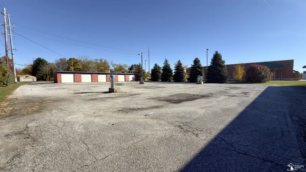 227 Stewart Road Monroe City MI 48162