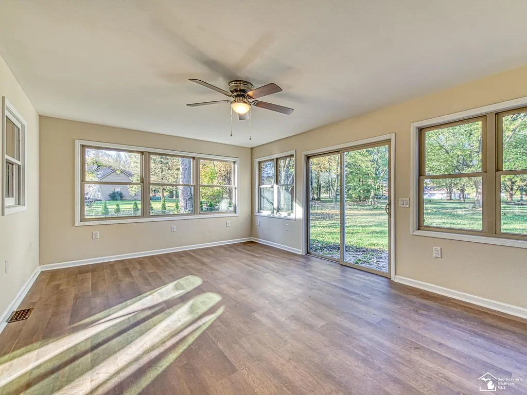 10711 Douglas Road Bedford Township MI 48182
