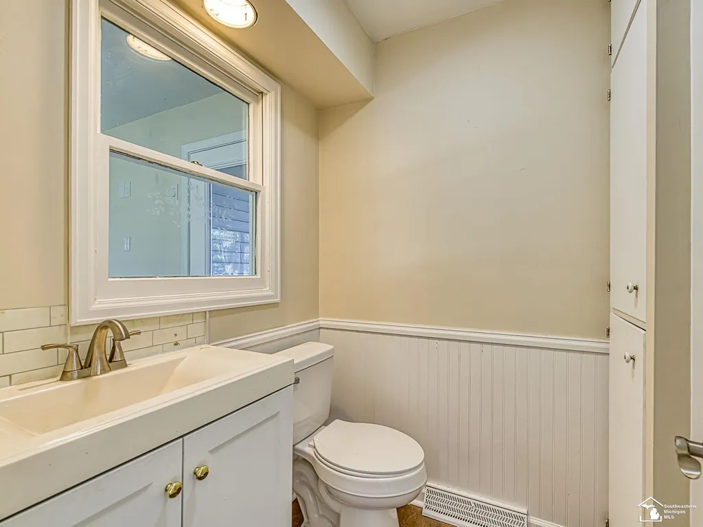 10711 Douglas Road Bedford Township MI 48182