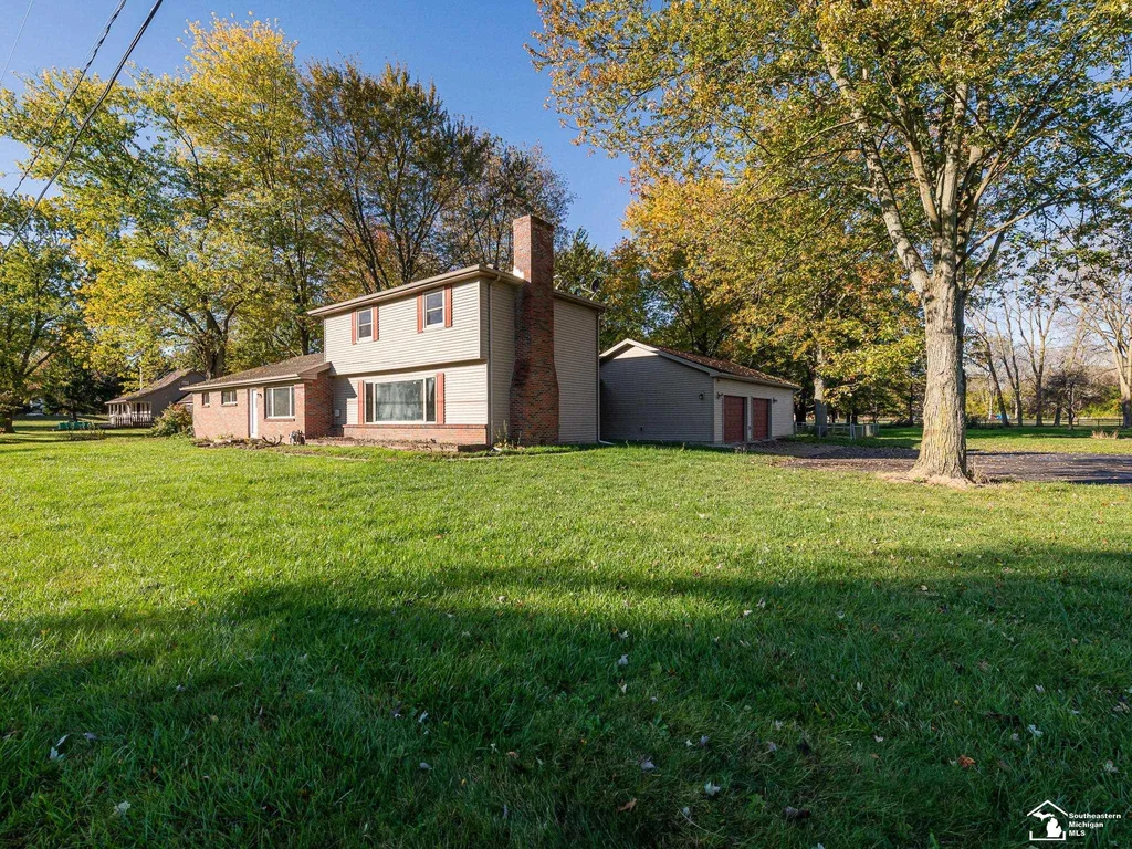 10711 Douglas Road Bedford Township MI 48182